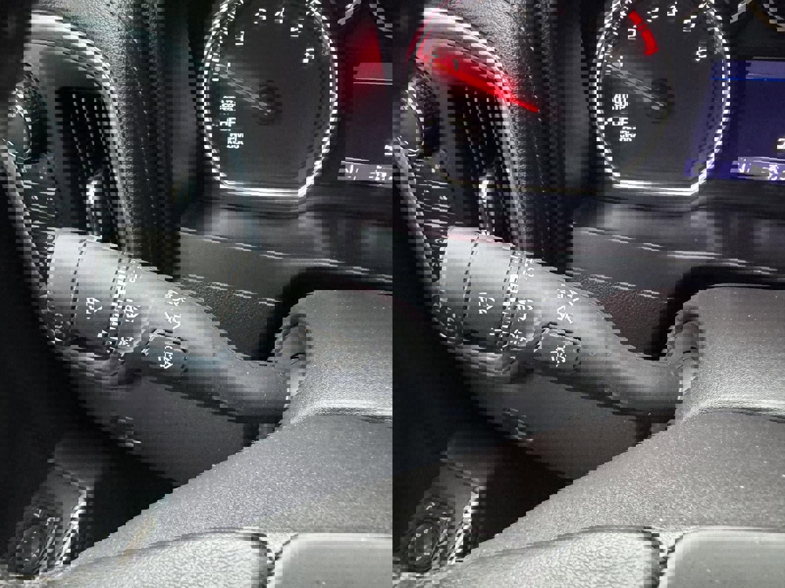 Used 2021 Chevrolet Silverado 1500 LT image 18