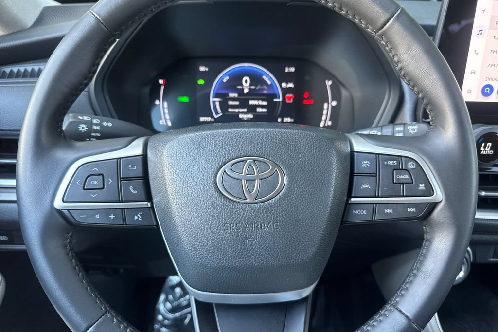 Certified 2025 Toyota Grand Highlander AWD Hybrid image 23