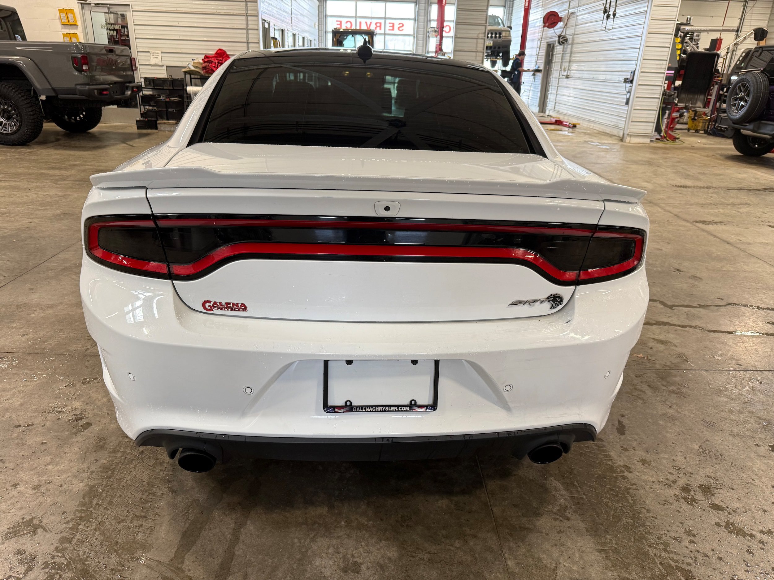 Used 2016 Dodge Charger SRT Hellcat w/ Harman/Kardon Audio Group RWD image 24