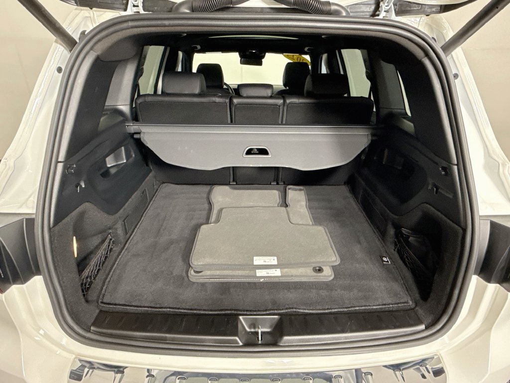 Used 2023 Mercedes-Benz GLB 250 4MATIC image 26
