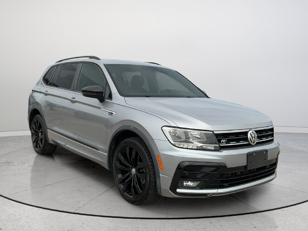 Used 2021 Volkswagen Tiguan SE R-Line FWD image 1
