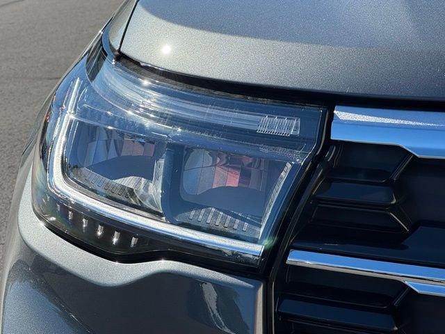 New 2026 Ford Explorer Active image 4