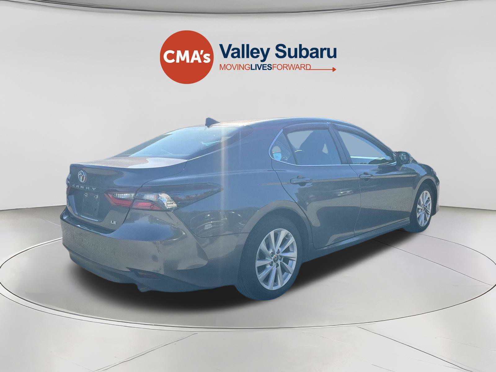 Used 2024 Toyota Camry LE FWD image 5