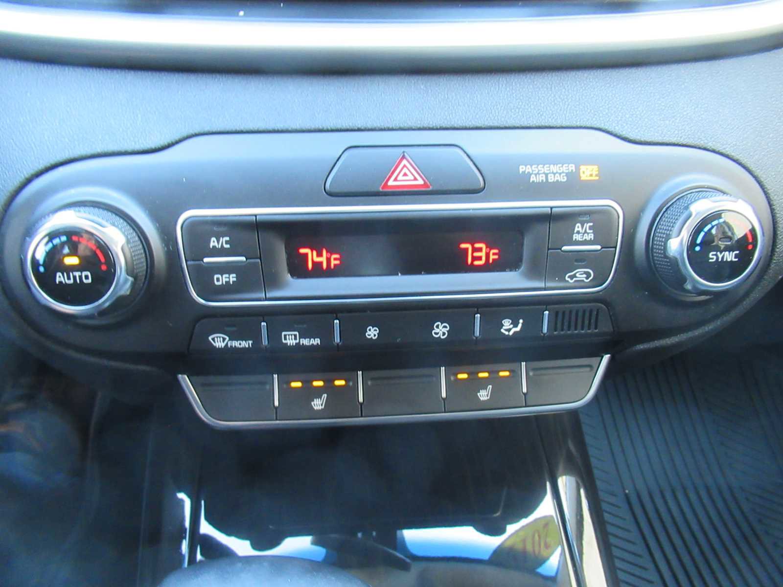 Used 2019 Kia Sorento EX image 35