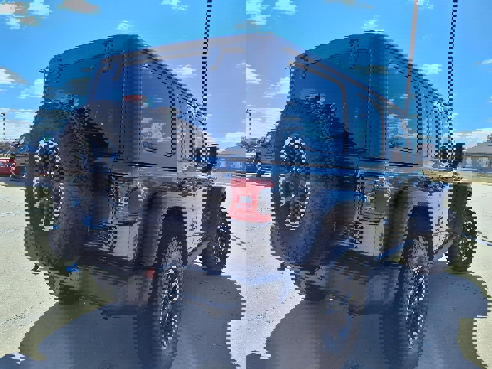 Used 2024 Jeep Wrangler Unlimited Rubicon 4xe w/ Technology Group image 30