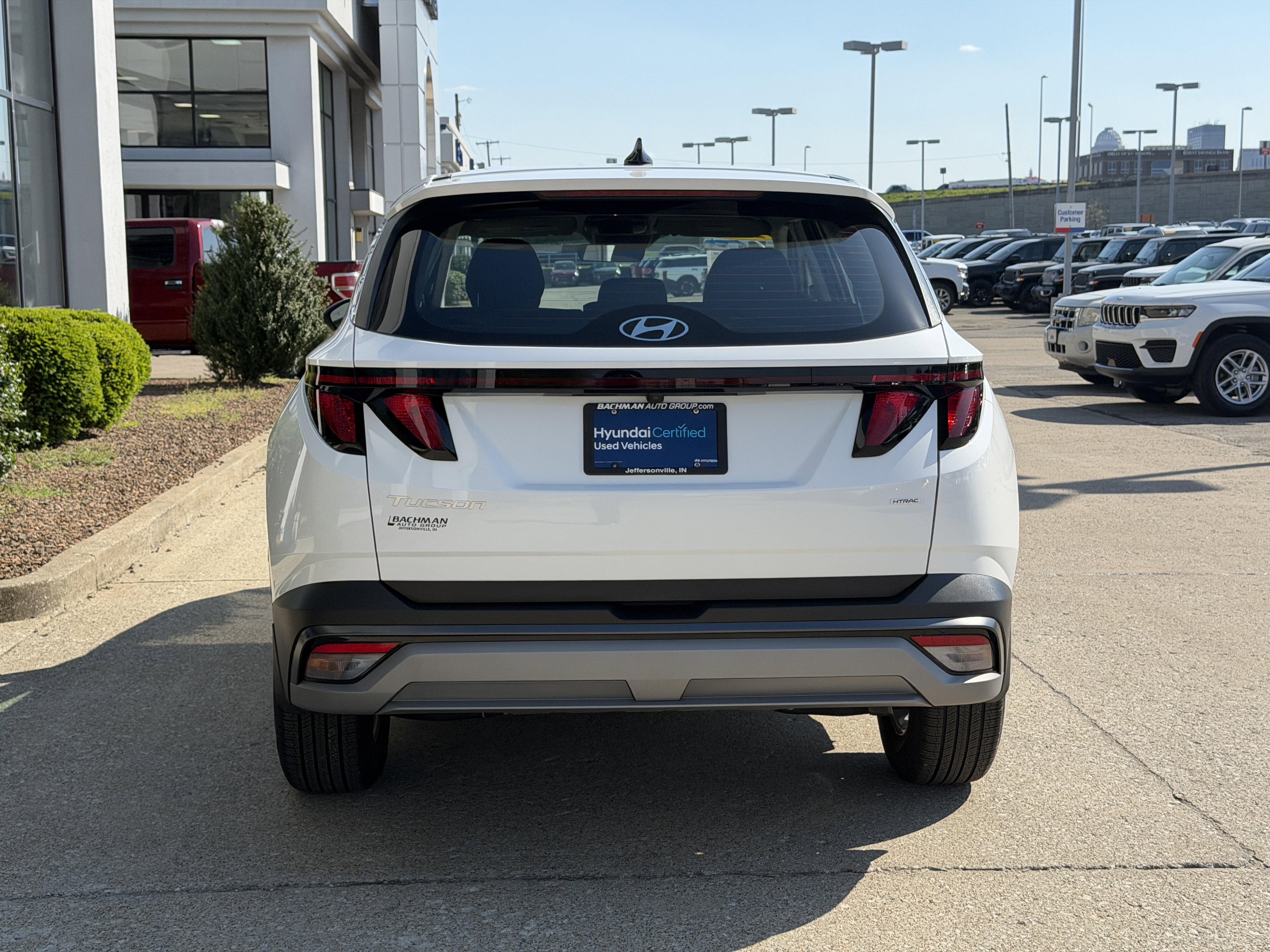 Certified 2025 Hyundai Tucson SE image 6