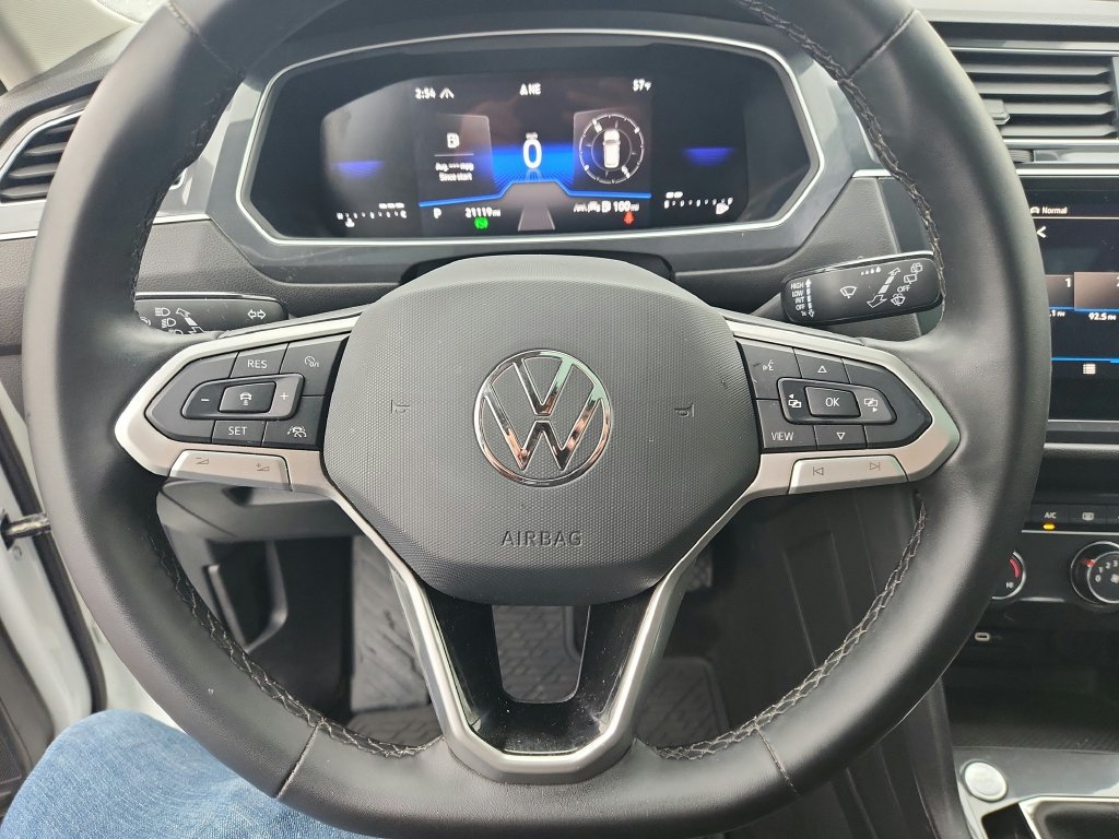 Certified 2024 Volkswagen Tiguan Wolfsburg Edition AWD/4WD image 14