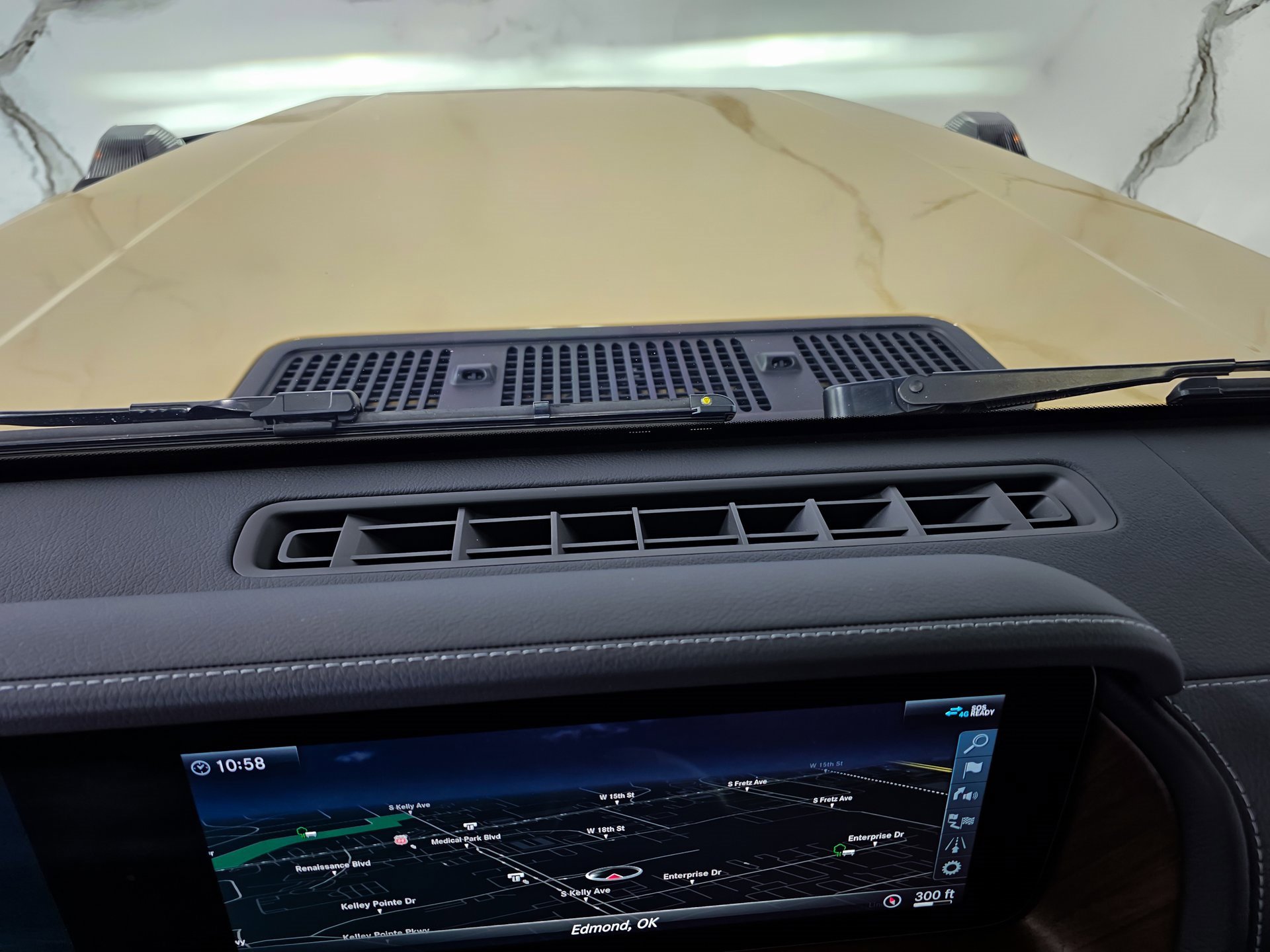 Used 2023 Mercedes-Benz G 550 image 42