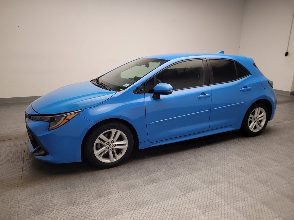 Used 2019 Toyota Corolla SE w/ Carpet Mat Package FWD image 2