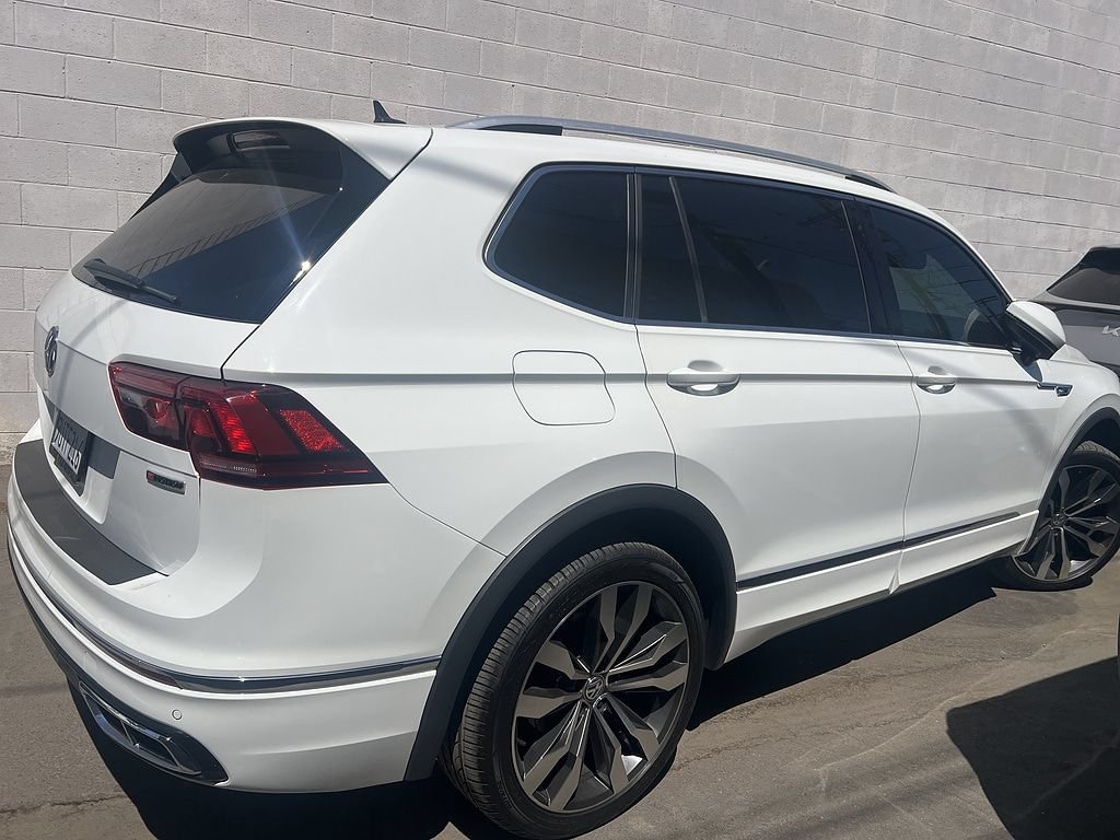 Used 2020 Volkswagen Tiguan SEL Premium R-Line w/ 3rd Row Seat Package AWD/4WD image 5