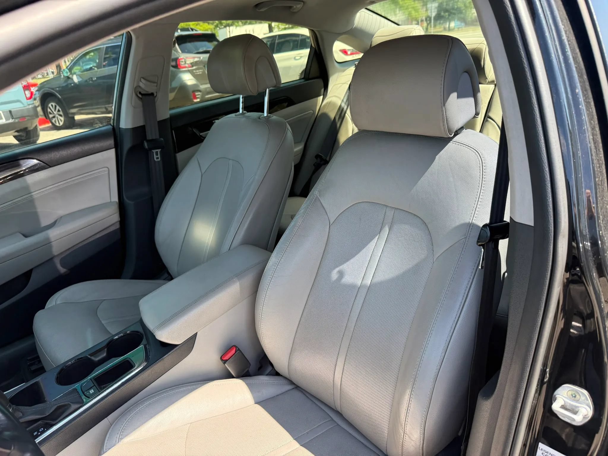 Used 2017 Hyundai Sonata Limited w/ Cargo Package FWD image 16