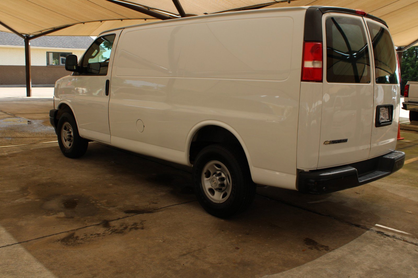 Used 2020 Chevrolet Express 2500 w/ Driver Convenience Package image 6