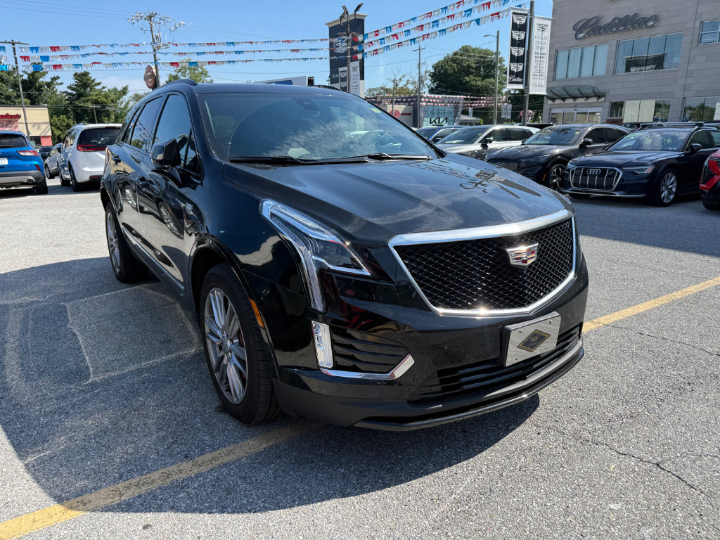 Certified 2023 Cadillac XT5 Sportv AWD/4WD image 2
