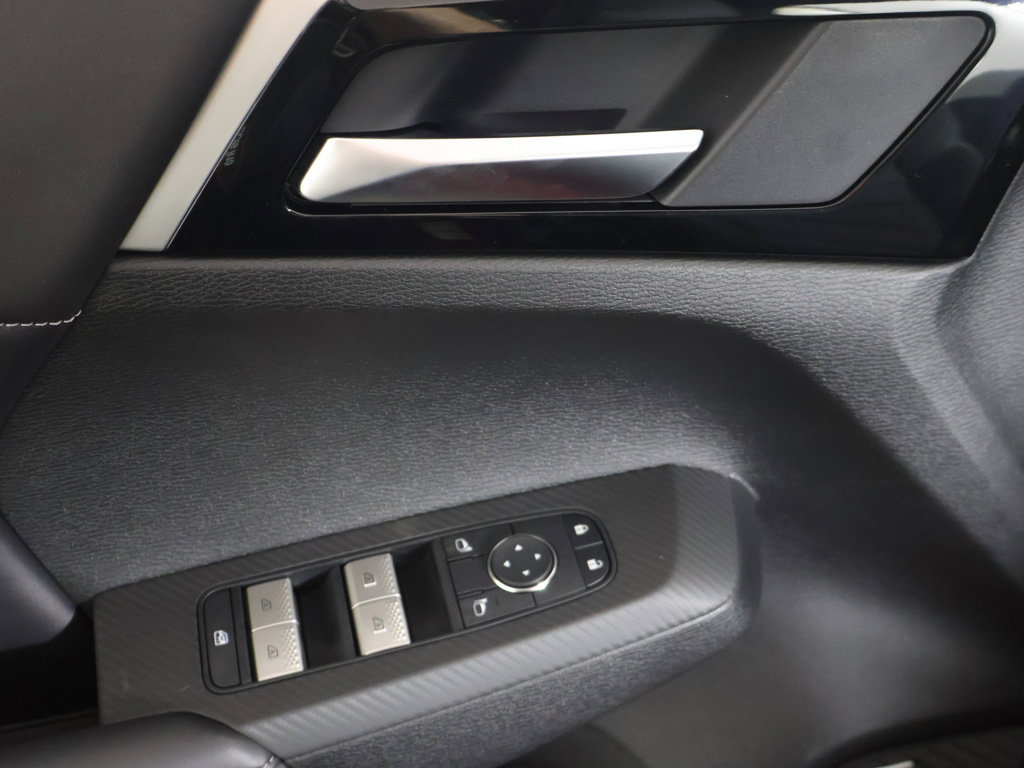 New 2026 Mitsubishi Outlander LE FWD image 36