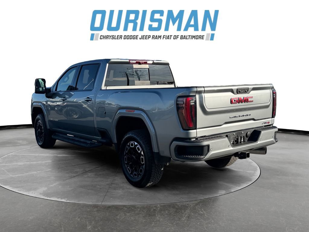 Used 2025 GMC Sierra 2500 AT4 w/ Technology Package image 4