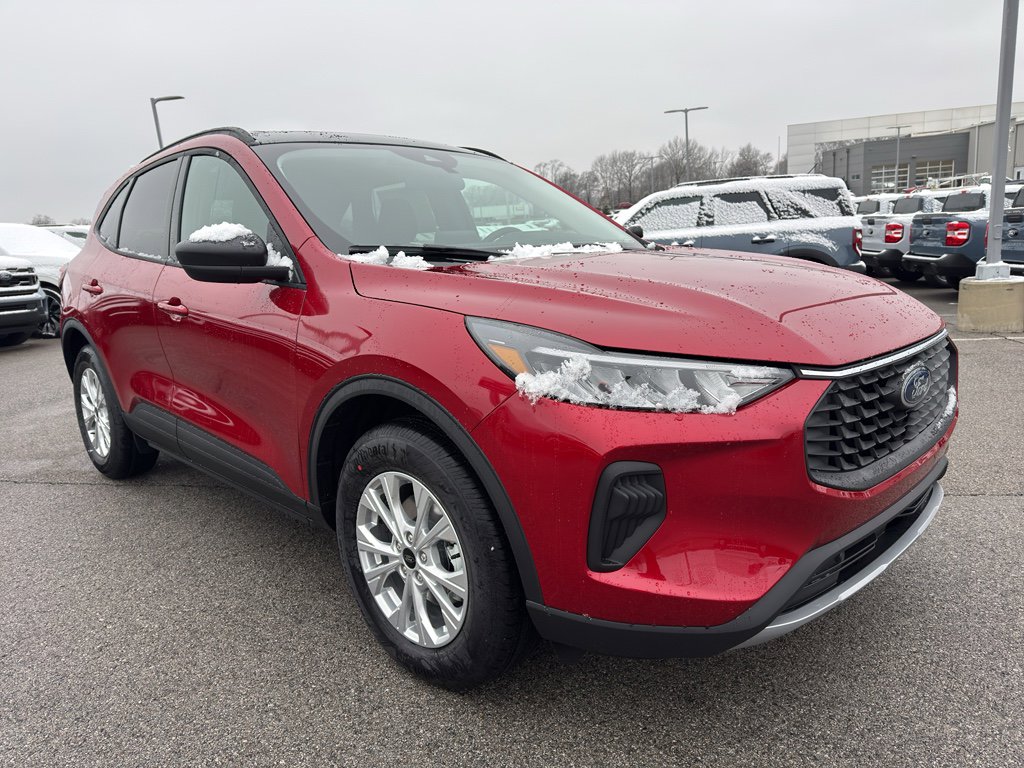 New 2026 Ford Escape Active w/ Cold Weather Package FWD image 3