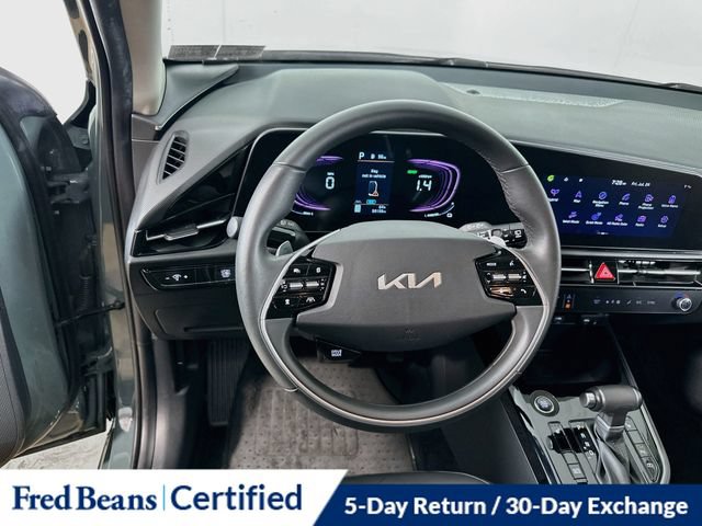 Used 2023 Kia Niro EX FWD image 20