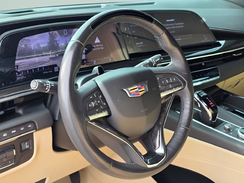 Used 2024 Cadillac Escalade Premium Luxury w/ Performance Package AWD/4WD image 13