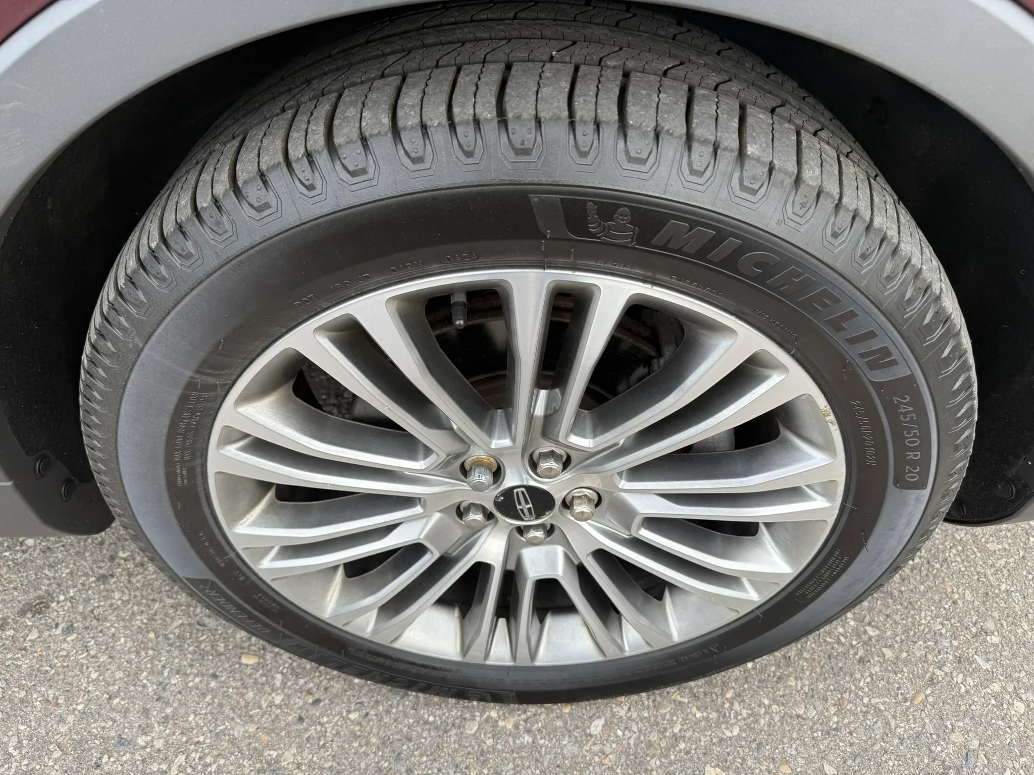 Used 2017 Lincoln MKX Reserve w/ Lincoln MKX Climate Package AWD/4WD image 12