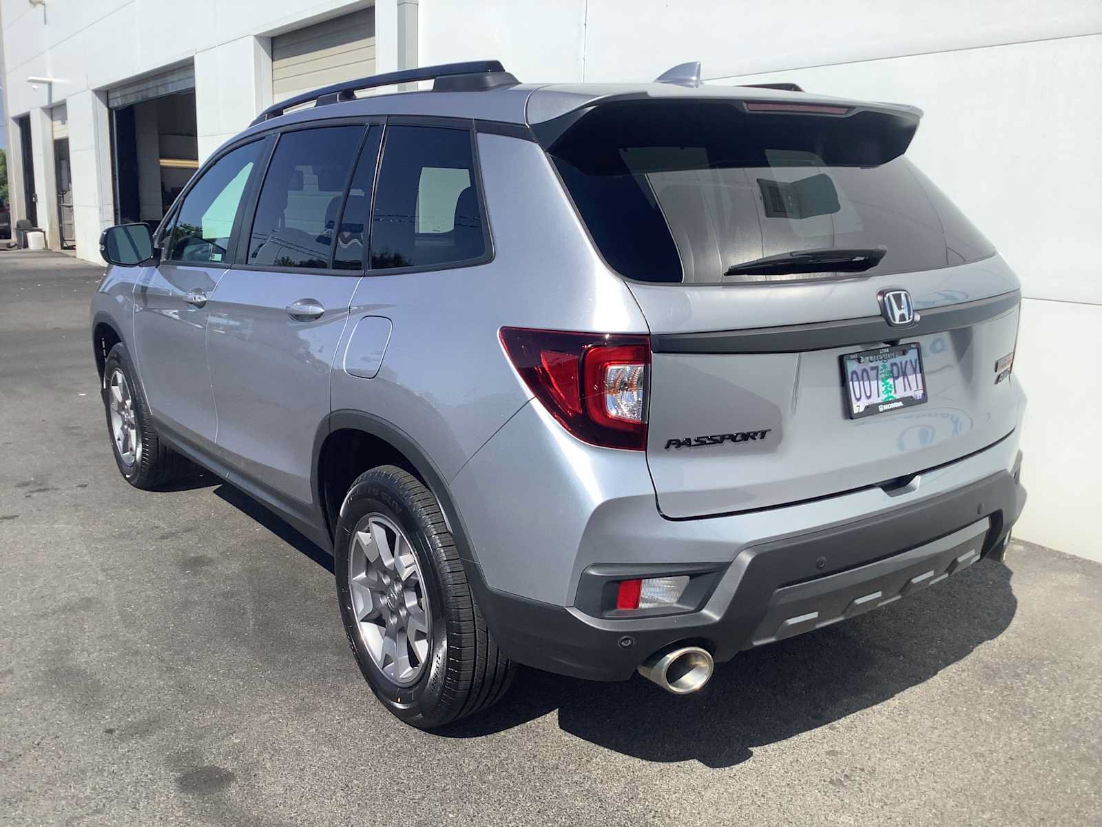 Used 2023 Honda Passport TrailSport image 4