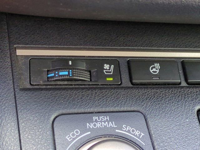 Used 2013 Lexus ES 350 w/ Luxury Pkg image 21