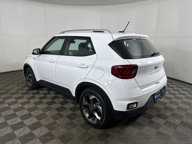 Certified 2023 Hyundai Venue SEL image 5