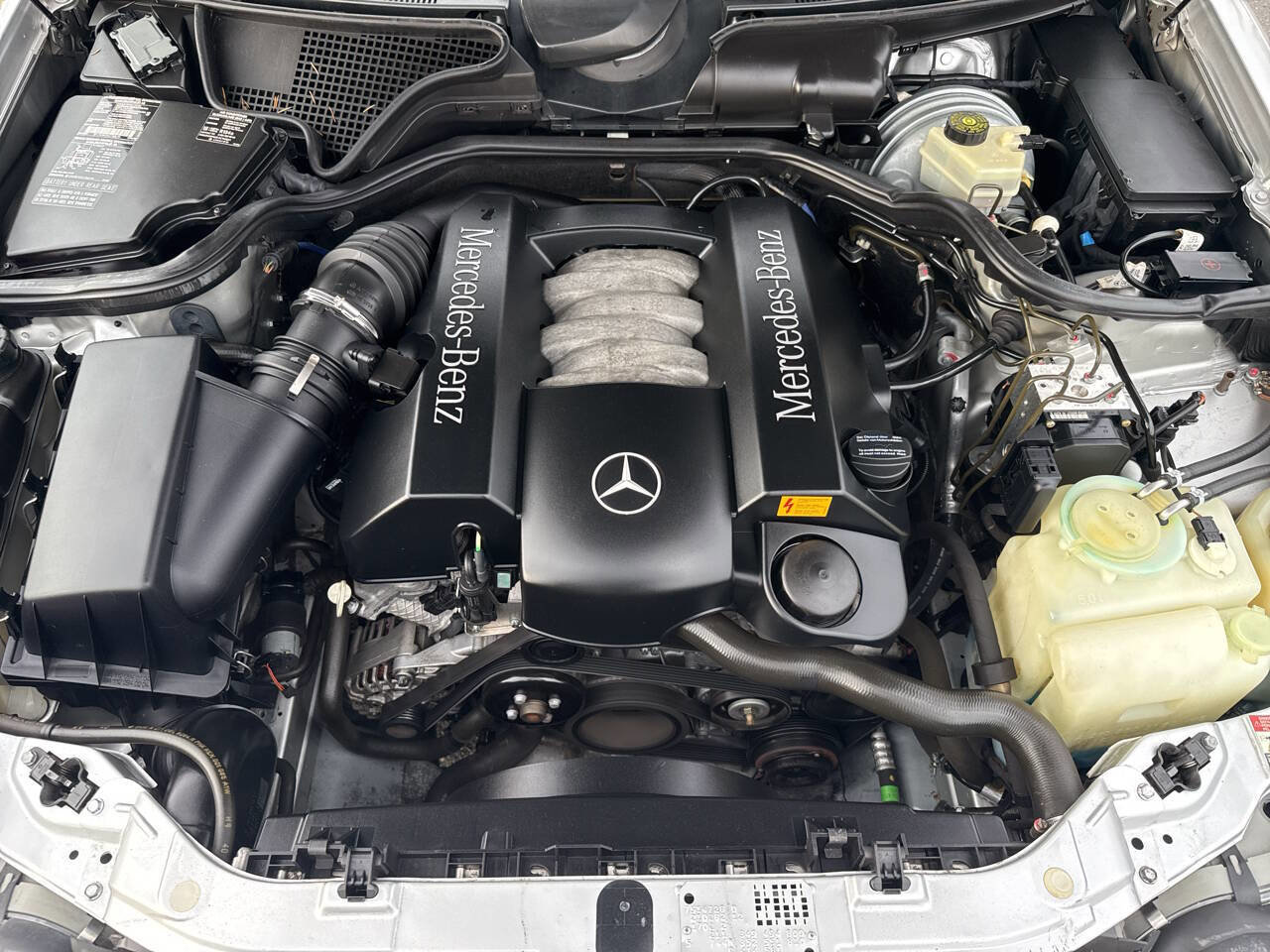 Used 2000 Mercedes-Benz E 320 4MATIC Wagon image 15