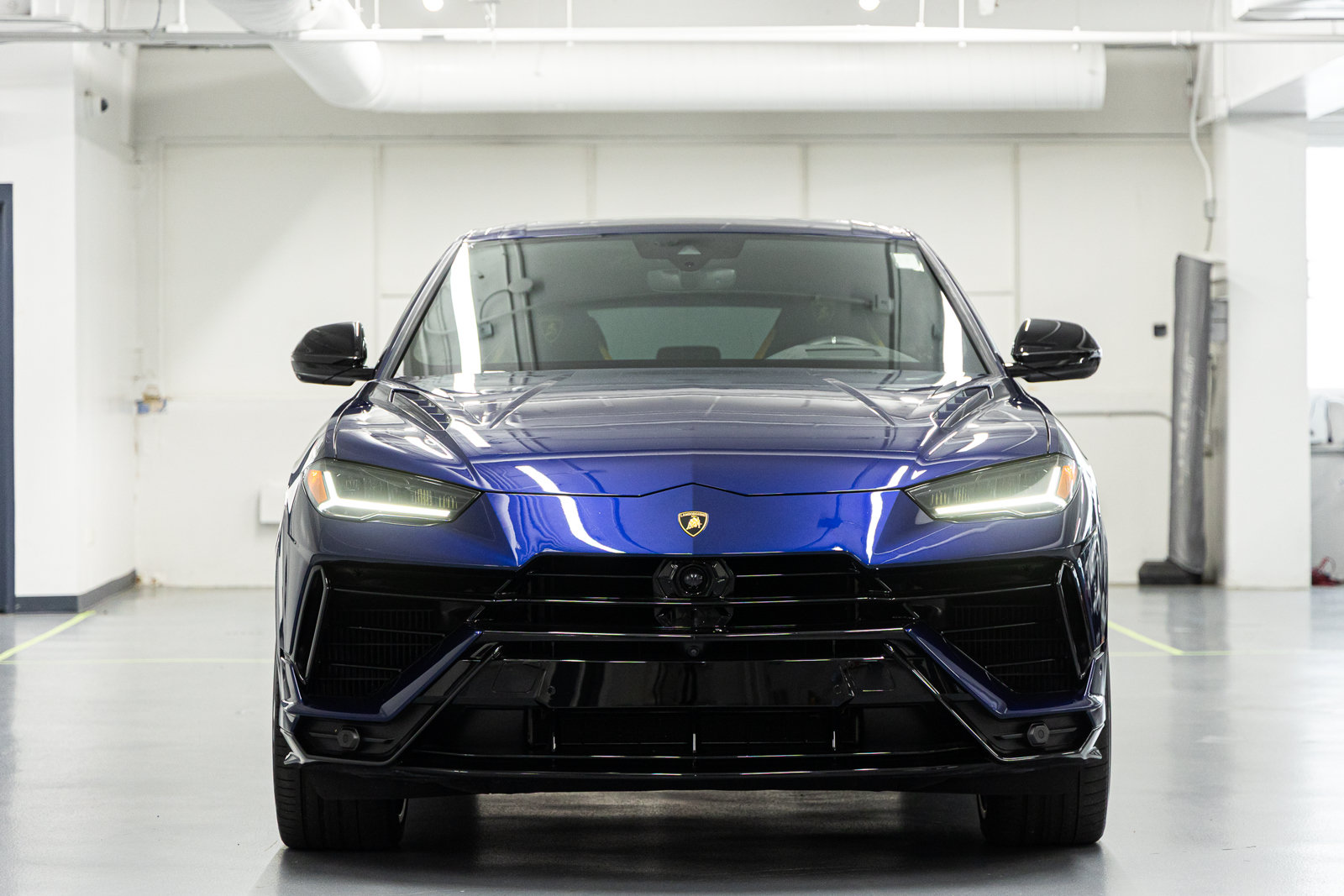 Used 2024 Lamborghini Urus S AWD/4WD image 11
