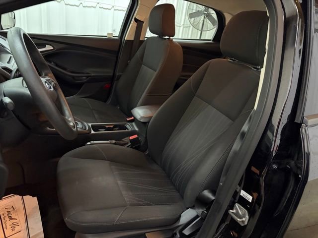 Used 2016 Ford Focus SE image 28
