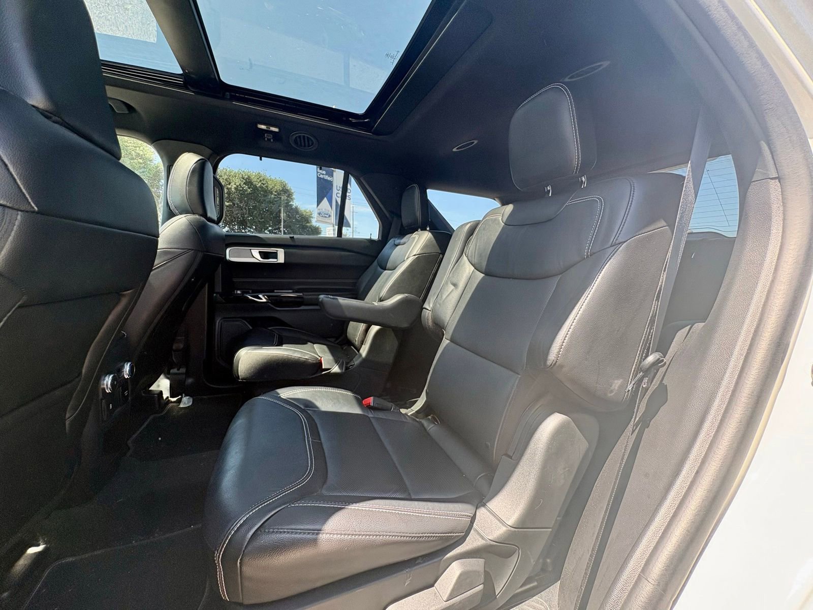 Used 2021 Ford Explorer ST w/ Equipment Group 401A AWD/4WD image 11