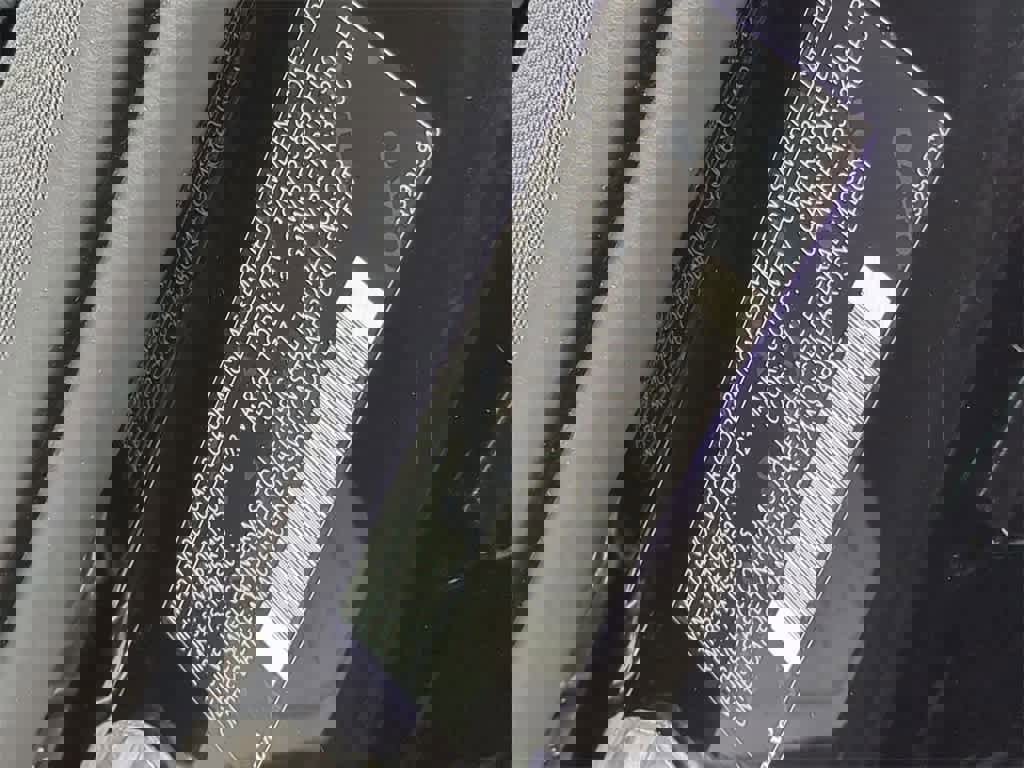 Certified 2025 Volvo XC60 T8 Core w/ Protection Package Premier image 33