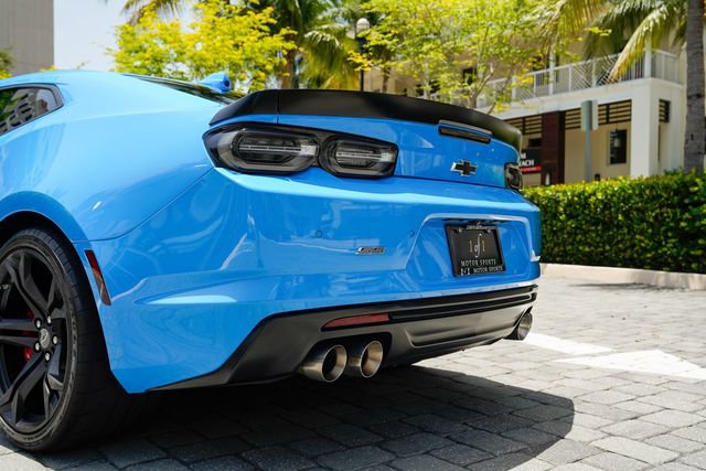 Used 2022 Chevrolet Camaro SS RWD image 48
