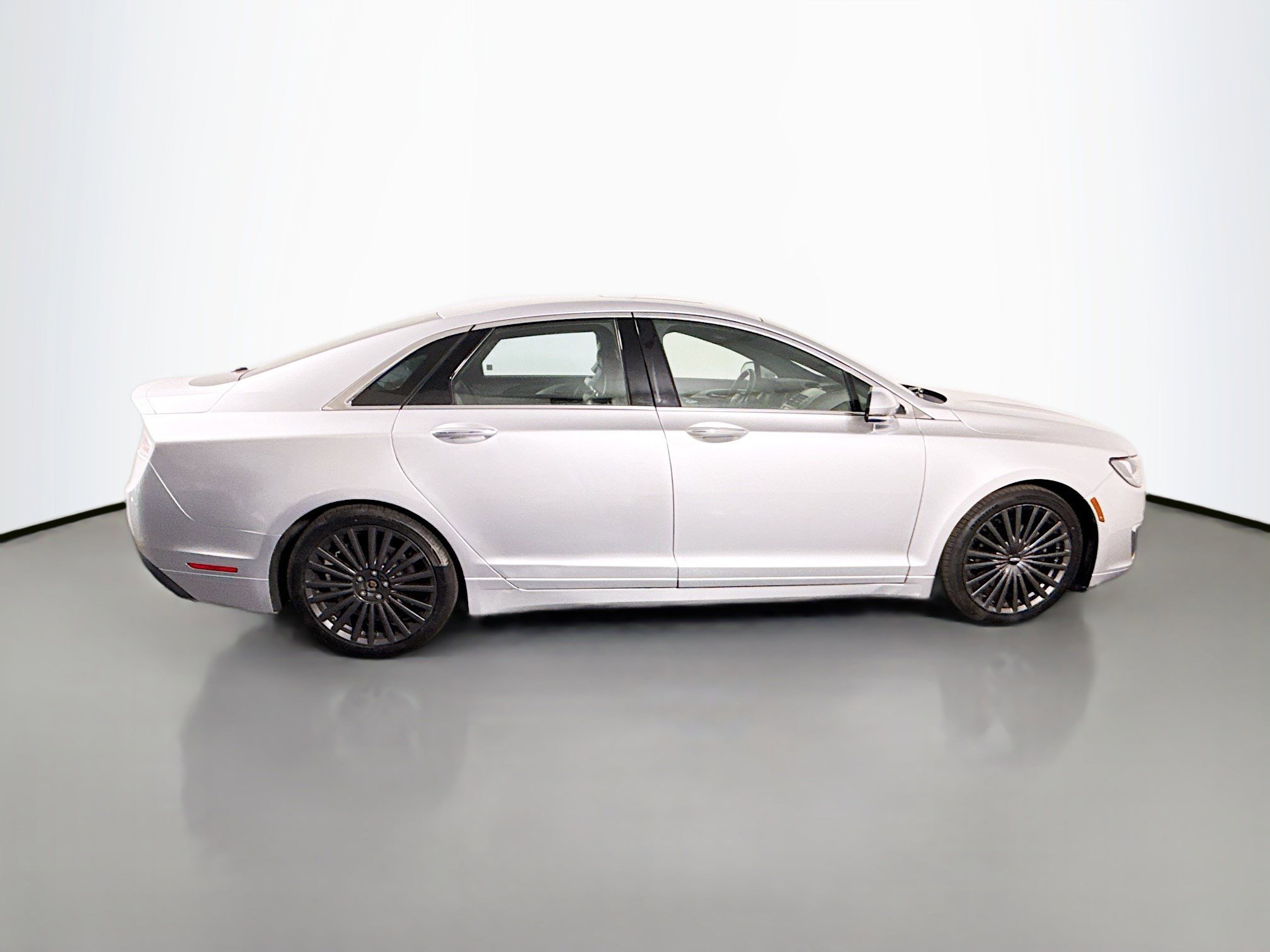 Used 2018 Lincoln MKZ Reserve w/ Climate Package AWD/4WD image 11