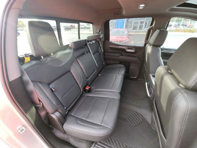 Used 2022 Chevrolet Silverado 1500 LTZ w/ LTZ Premium Package image 17