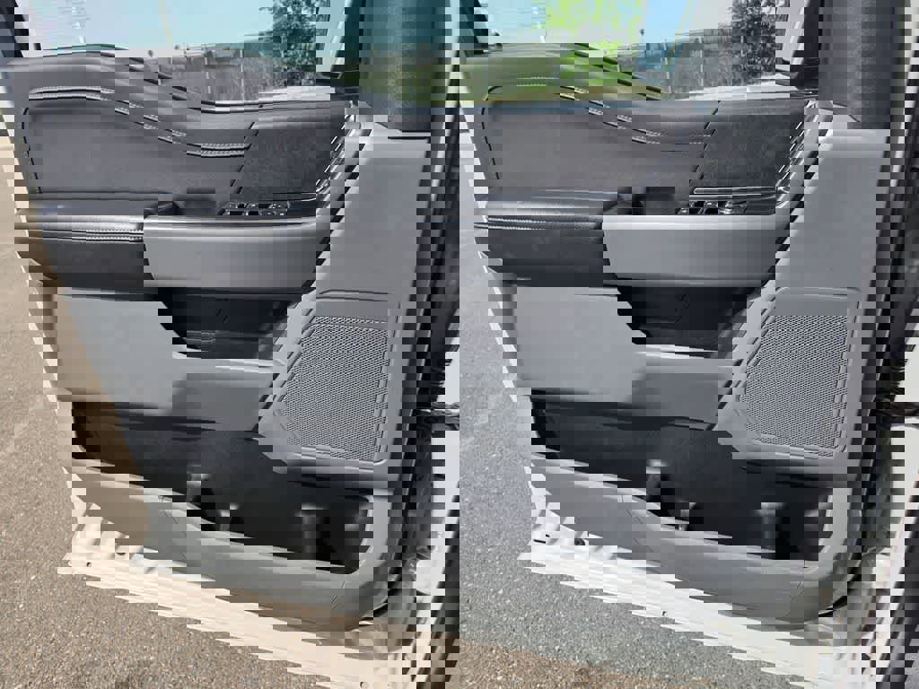 Used 2024 Ford F150 XLT w/ Mobile Office Package image 19