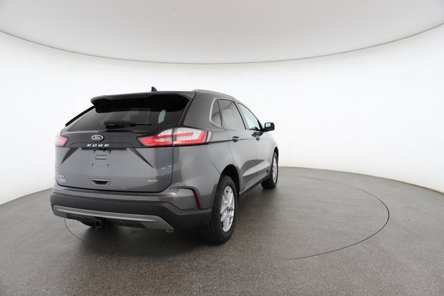 Used 2022 Ford Edge SEL w/ Convenience Package image 16