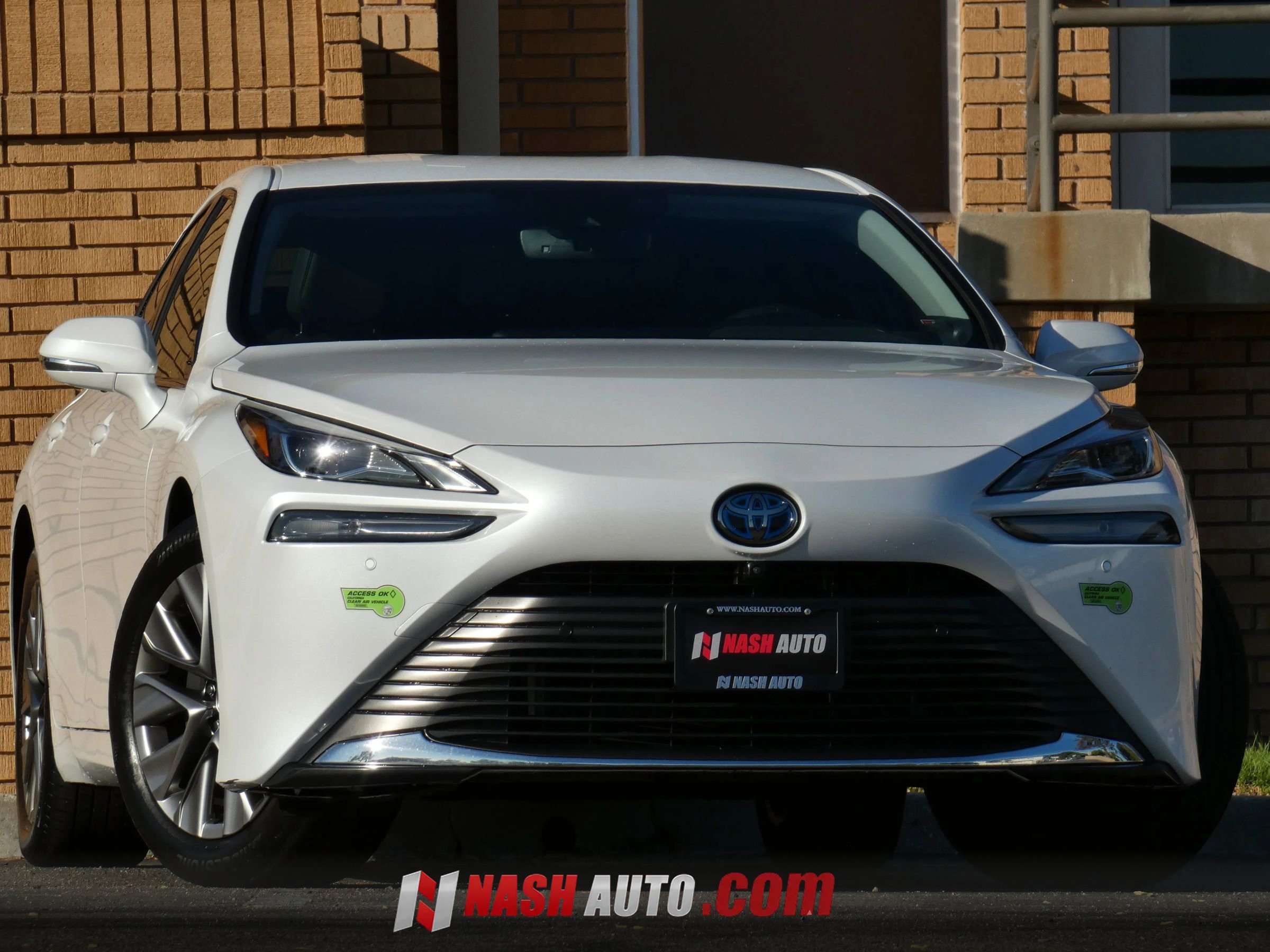 Used 2022 Toyota Mirai w/ Advanced Technology Package
