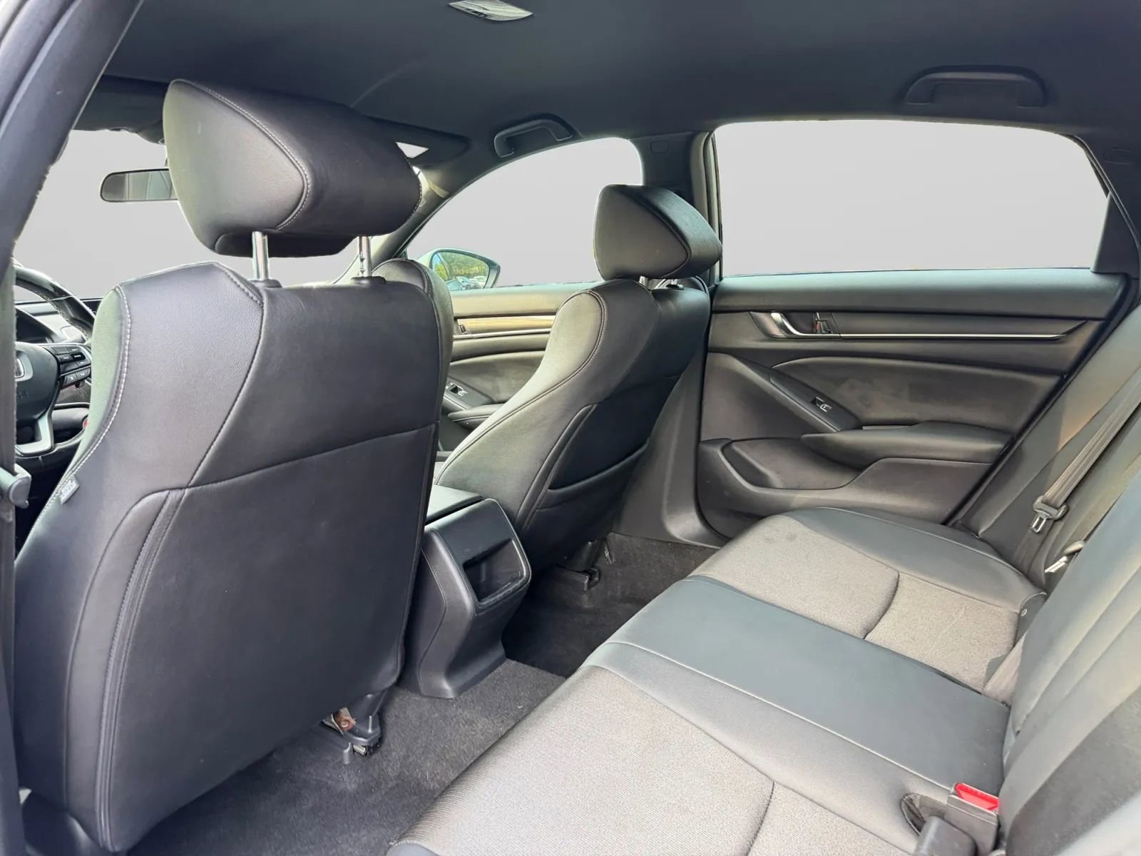 Used 2019 Honda Accord Sport image 27