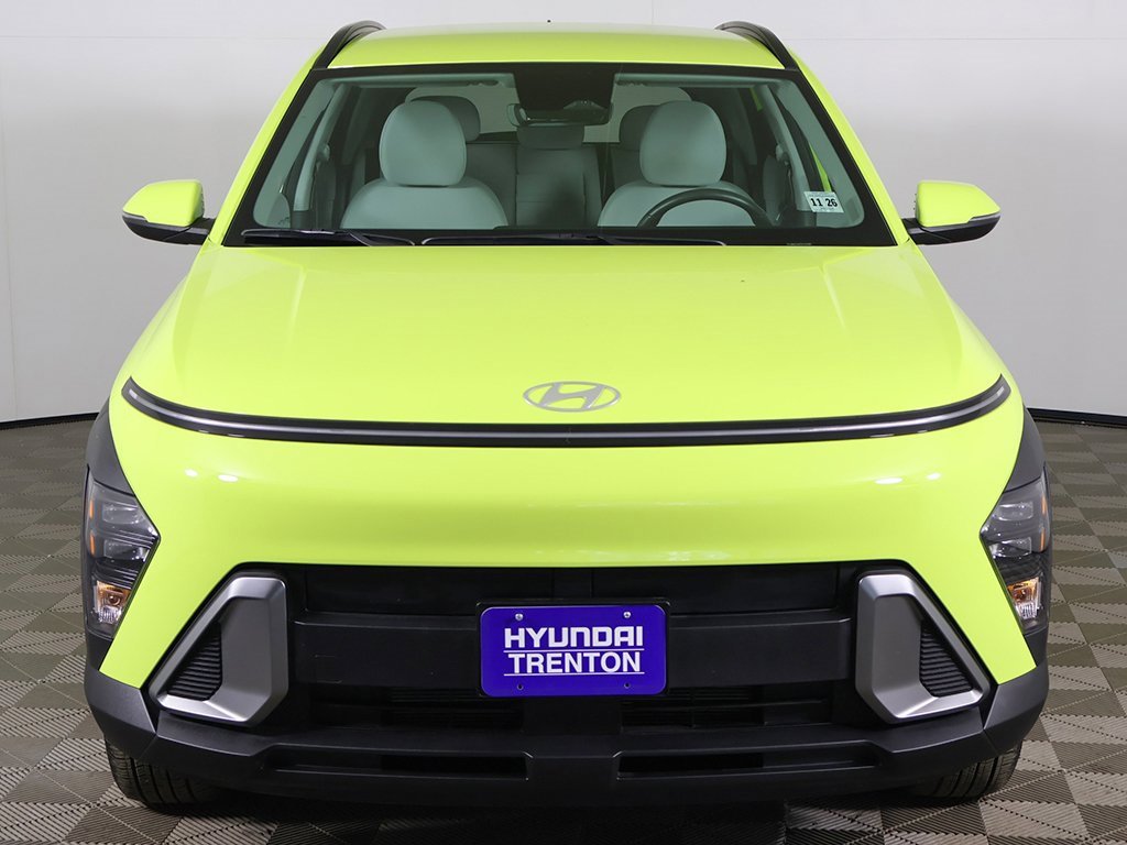 Used 2025 Hyundai Kona SEL image 11