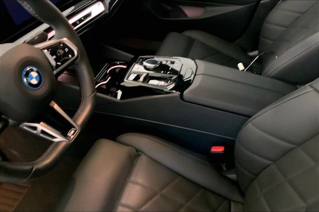 Used 2024 BMW i5 M60 w/ Premium Package AWD/4WD image 8