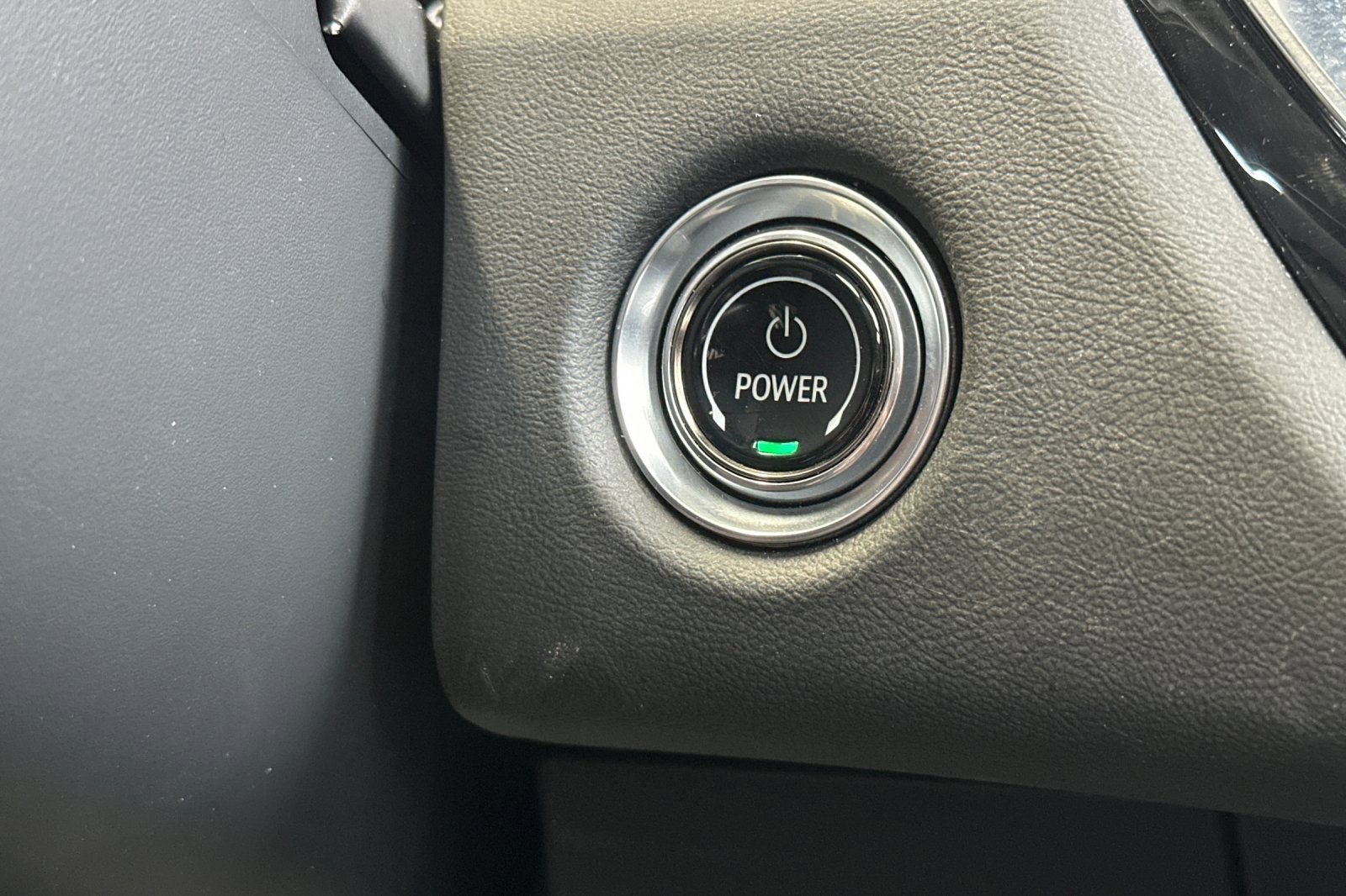 Used 2025 Cadillac Lyriq Sport image 22