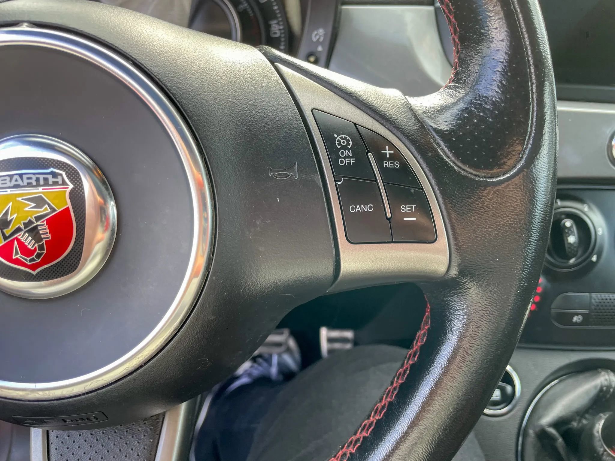 Used 2013 FIAT 500 Abarth w/ Beats Audio Pkg image 14