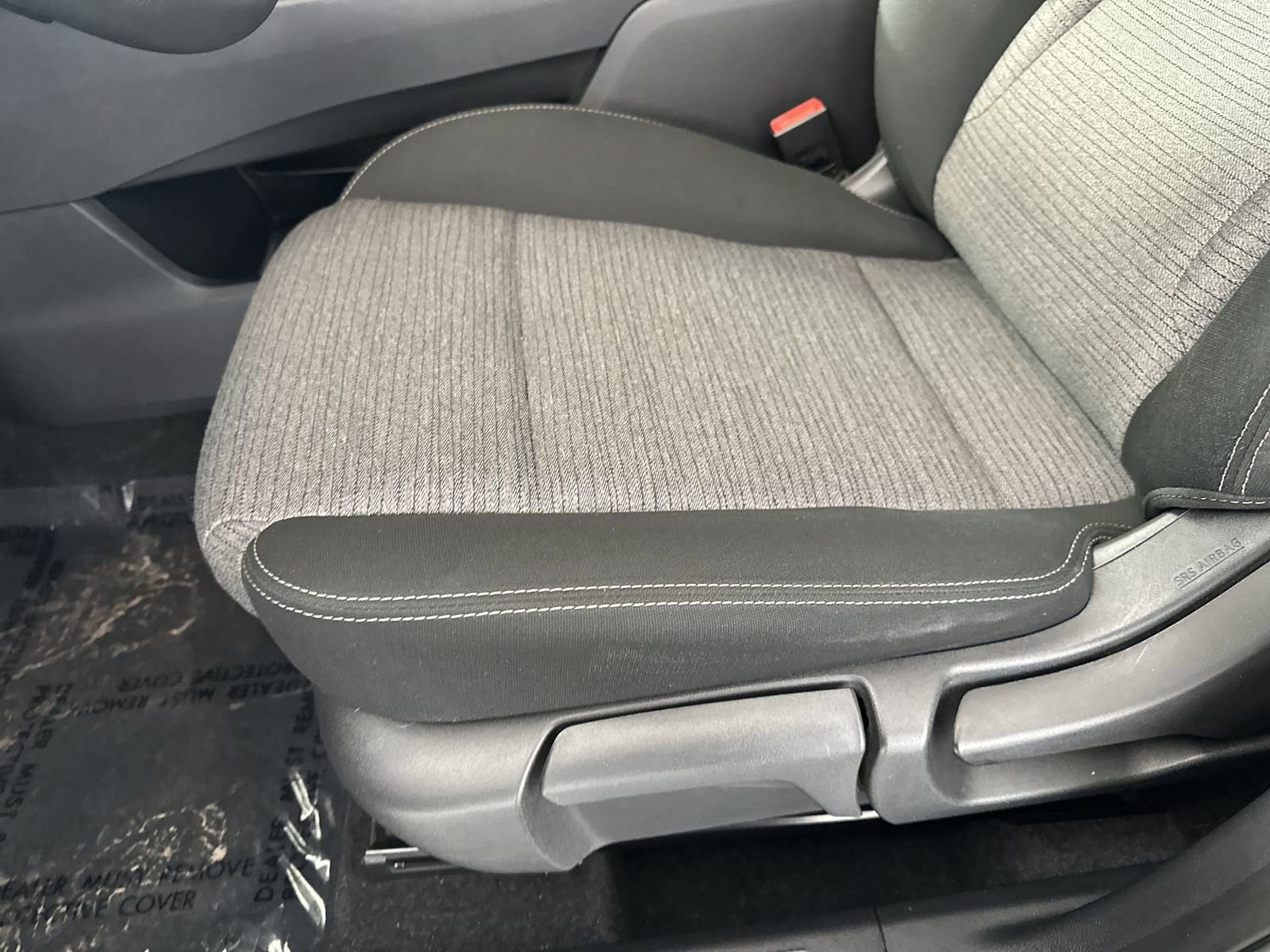 Used 2021 Nissan Rogue S FWD image 12