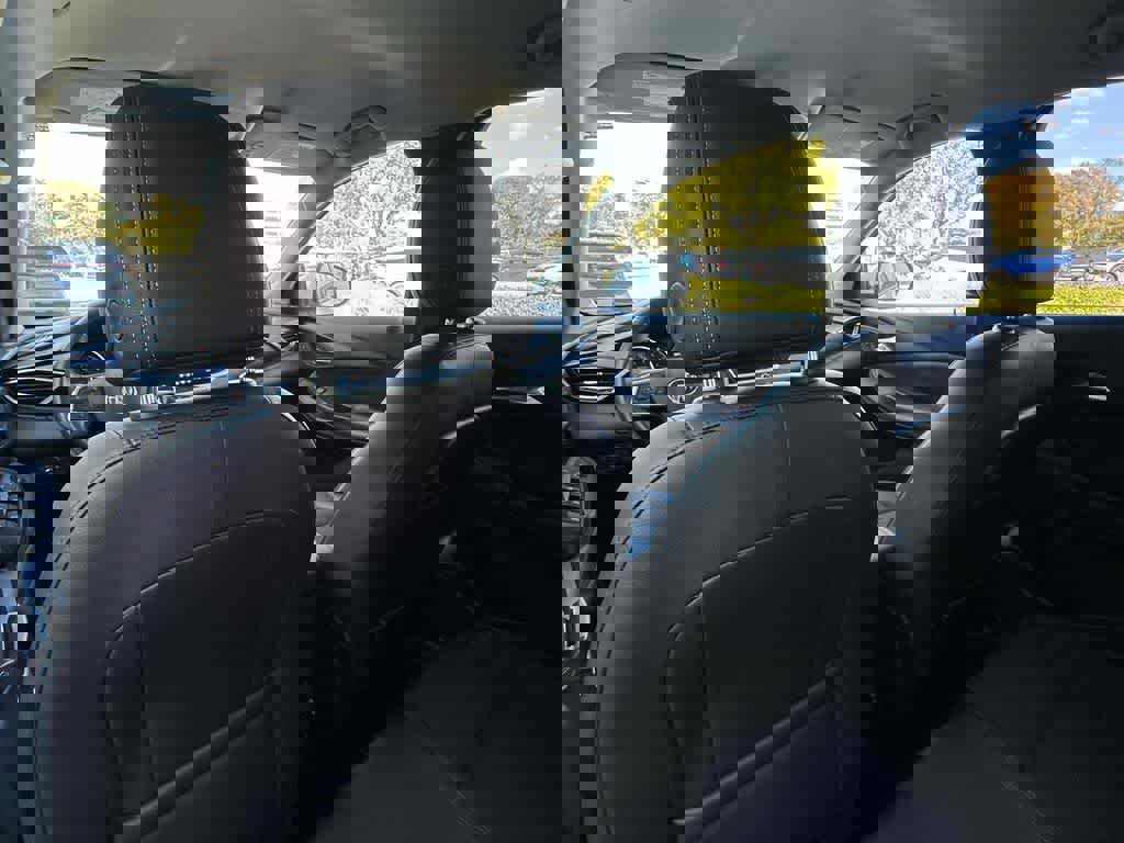 Used 2023 Buick Encore GX Select w/ Sport Touring Package image 23