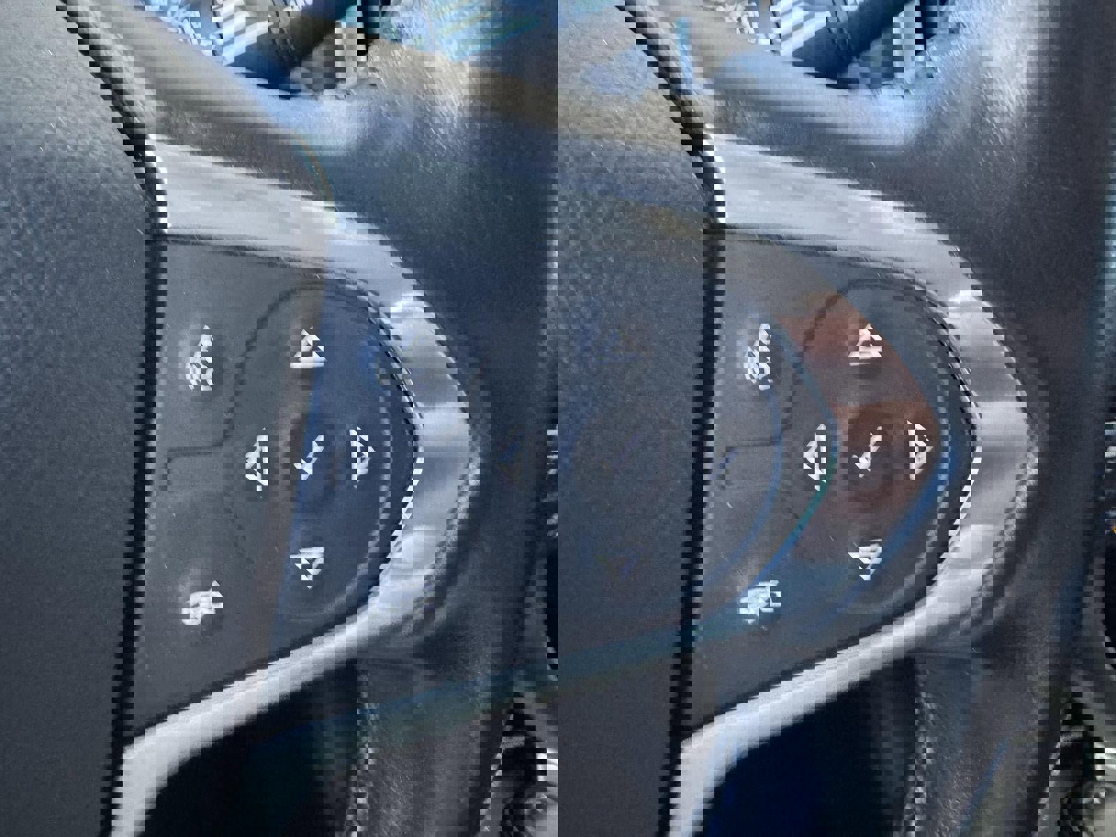 Used 2020 Chevrolet Traverse LT w/ LPO, Cargo Package image 16