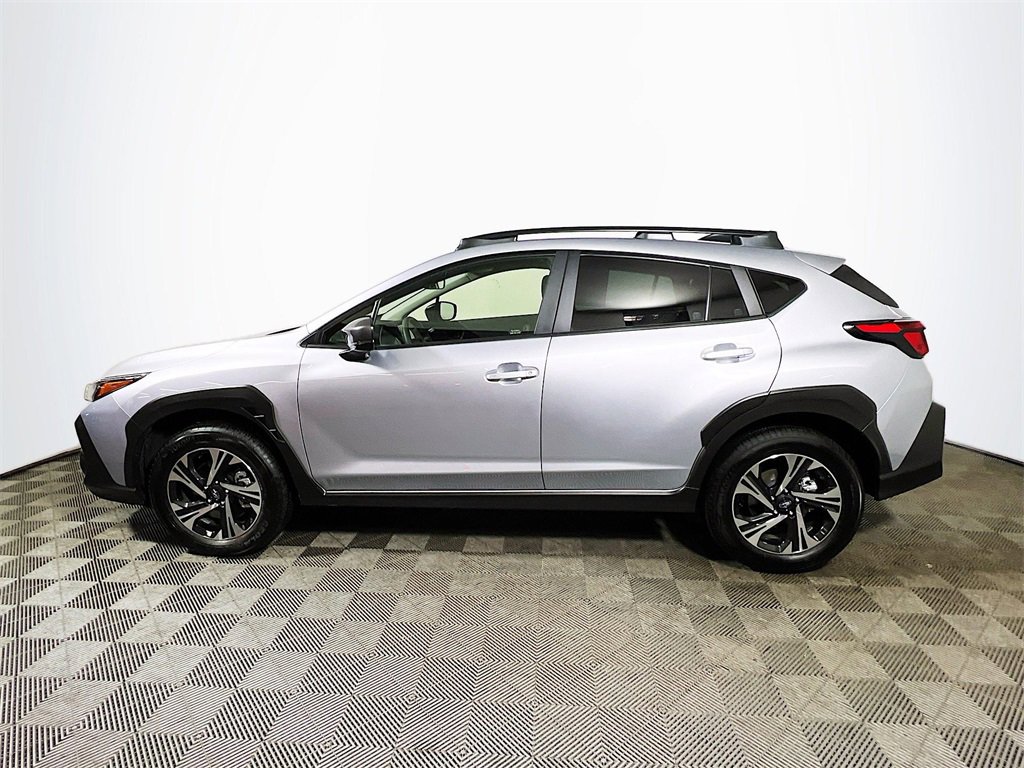 Used 2024 Subaru Crosstrek 2.0i Premium image 5