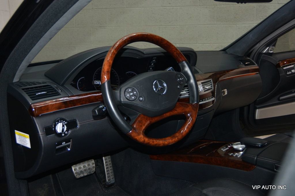 Used 2011 Mercedes-Benz S 63 AMG image 11