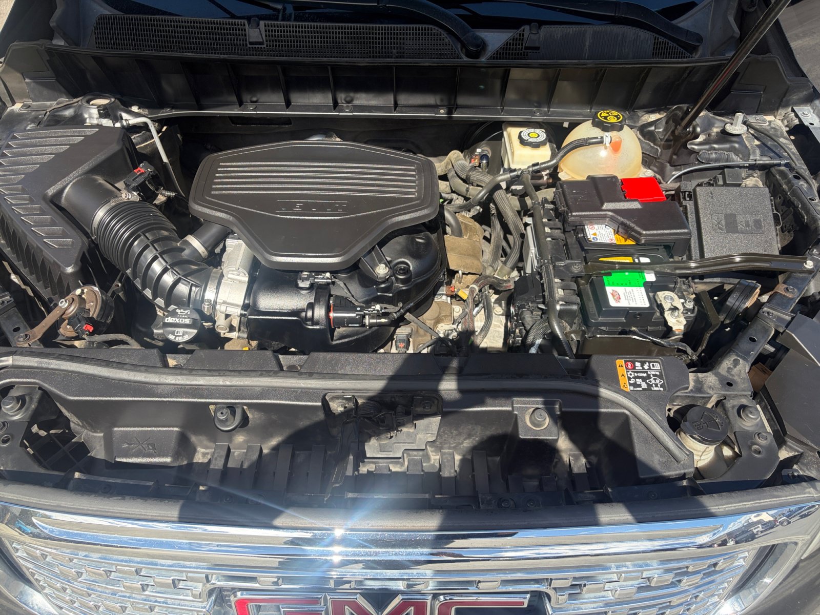 Used 2017 GMC Acadia Denali w/ Technology Package FWD image 34