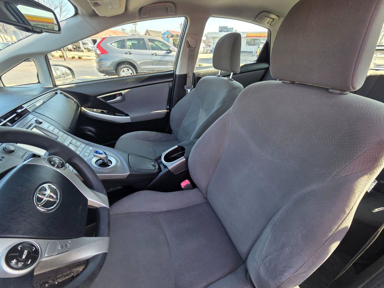 Used 2013 Toyota Prius Two image 13
