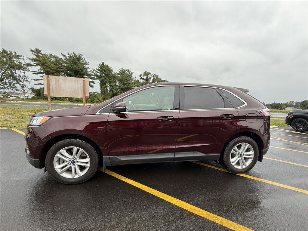 Used 2020 Ford Edge SEL w/ Convenience Package AWD/4WD image 10